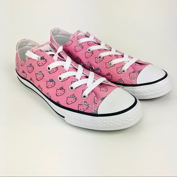 hello kitty converse size 4
